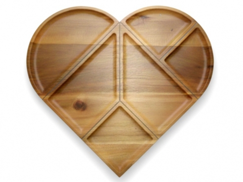 Heart- shaped modular acacia platter